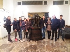 Obilazak učenika muzeju humora i satire u Gabrovu (2)